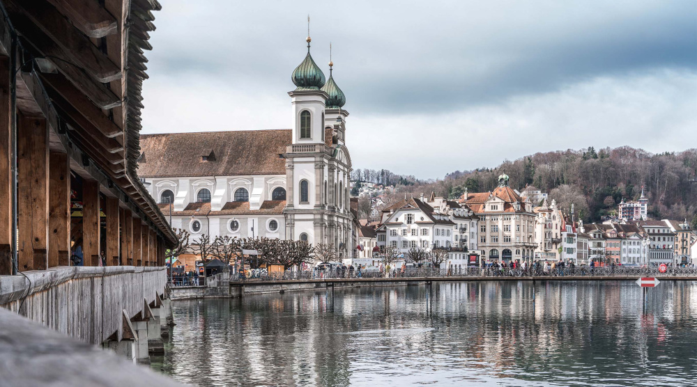 Mood jesuitenkirche luzern dualux renggstrasse hergiswil 01