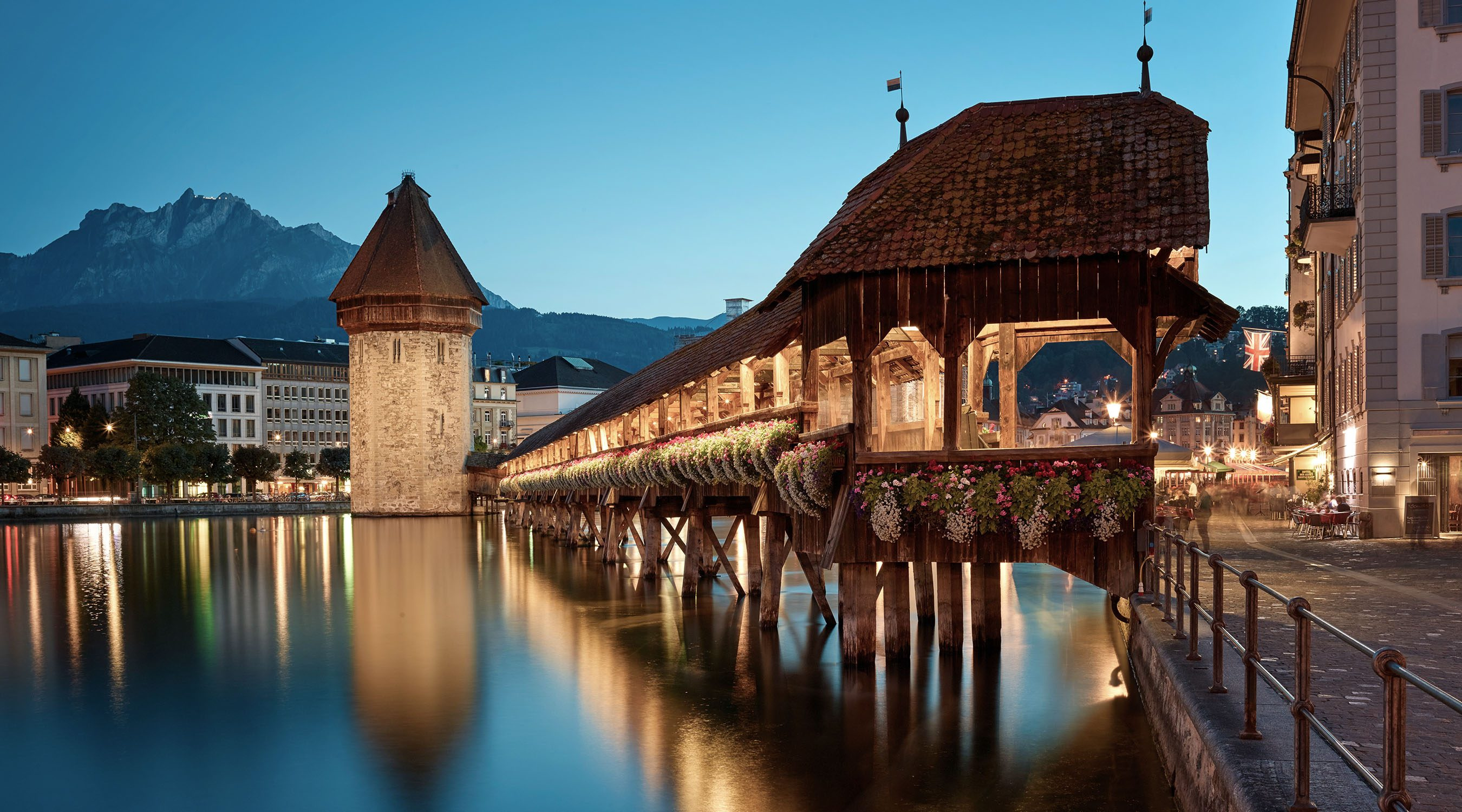 <p>Luzern zählt zweifellos zu den schönsten Städten der Schweiz und besticht durch eine Vielzahl an Sehenswürdigkeiten.</p>